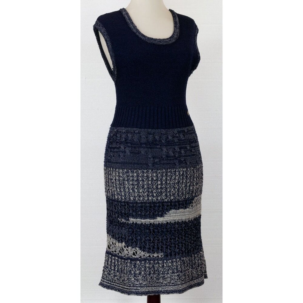 CHANEL MULTIPLE COLORS OF NAVY BLUE CROCHET KNIT SLEEVELESS DRESS 38 - Picture 7 of 8